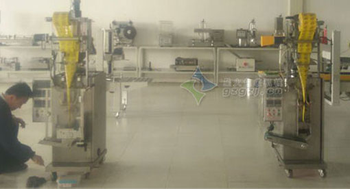 無(wú)錫顆粒包裝機(jī)